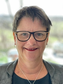 Dr. Anna Faul